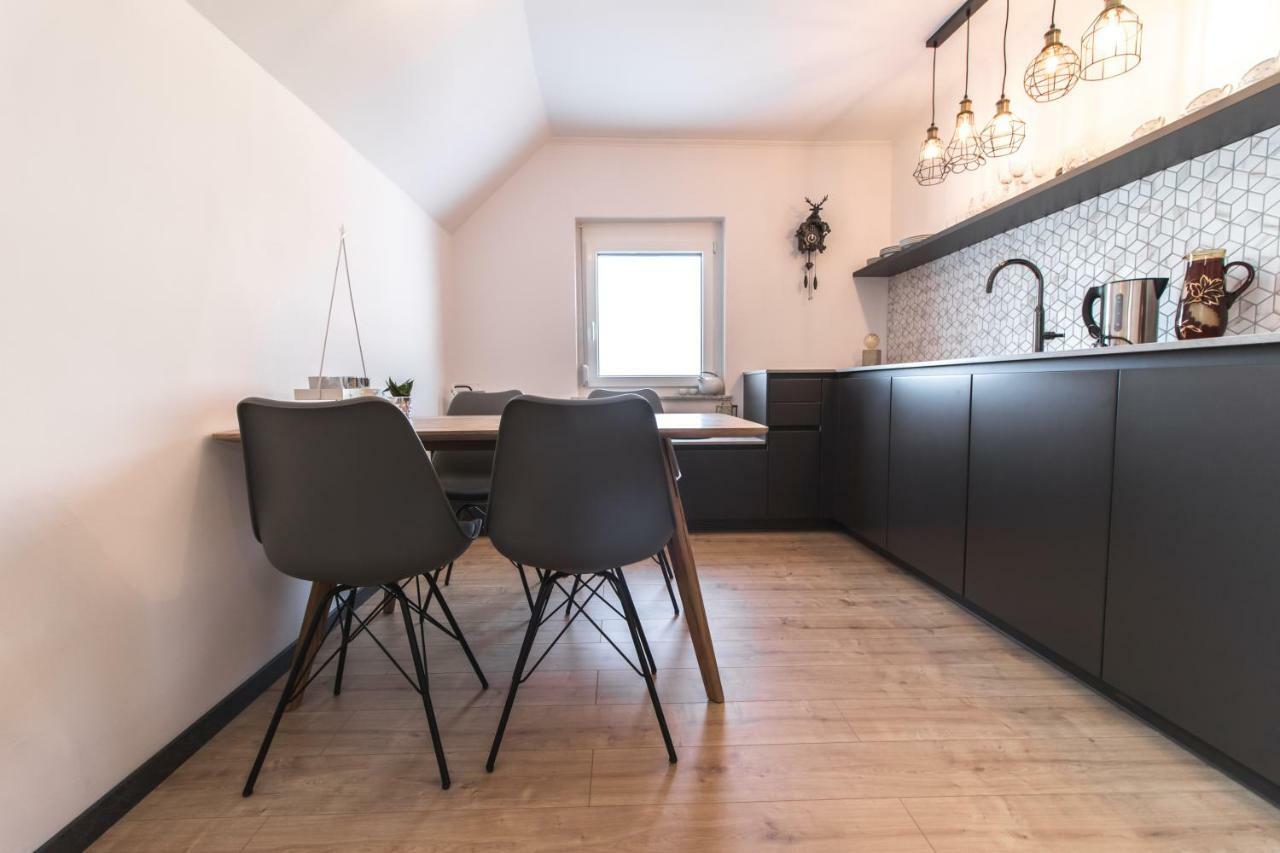 Lackenbauer Apartment Muggenau Екстериор снимка